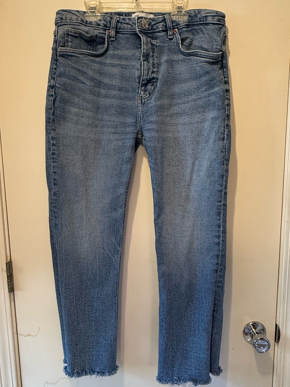 Zara frayed hem jeans